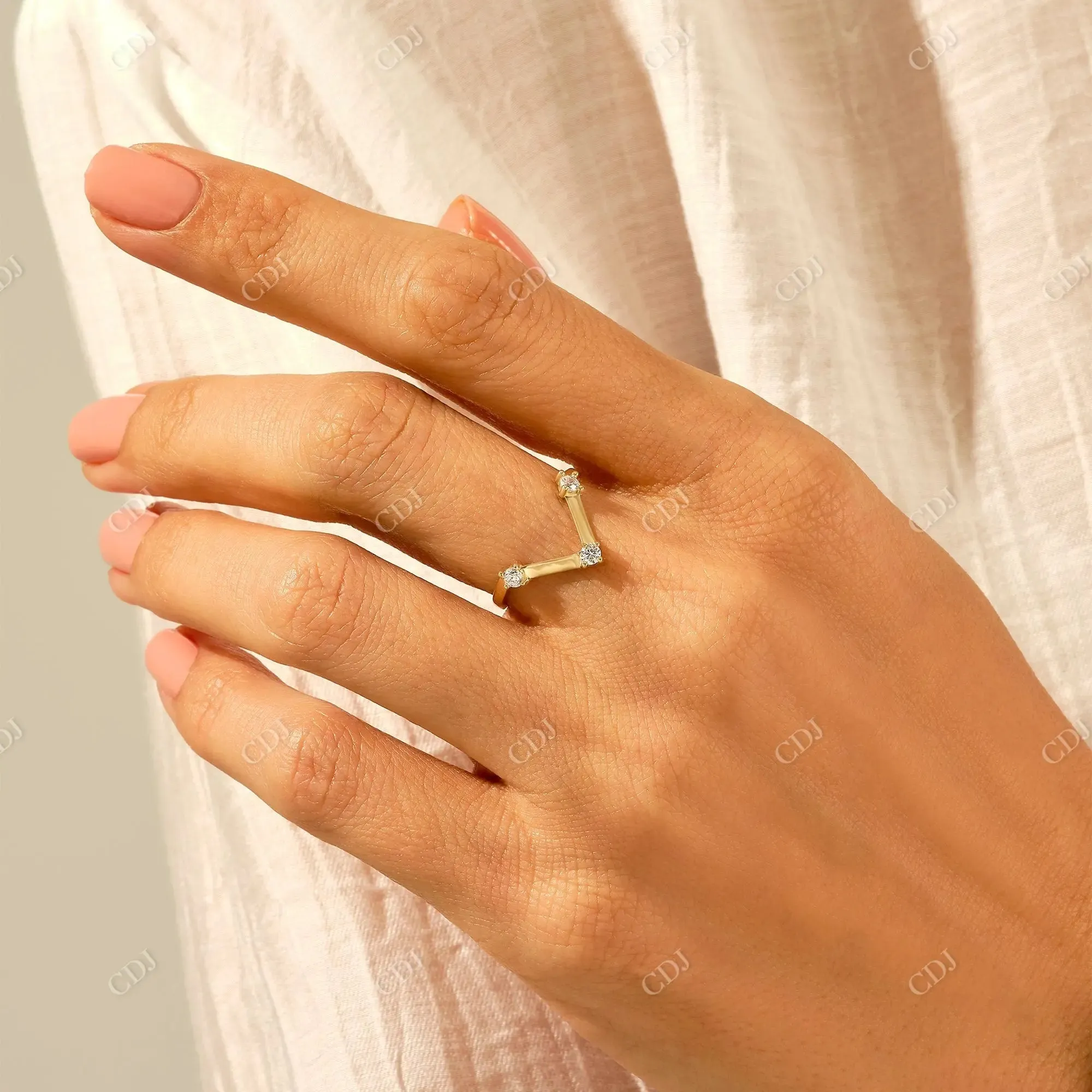 0.18CTW Diamond V Shape Wedding Band