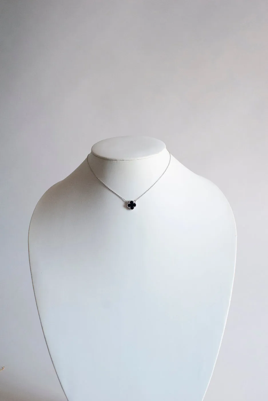 Adjustable Small Onyx Quatrefoil Motif Pendant