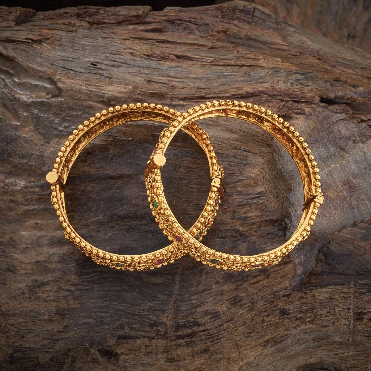 Antique Bangle 166018