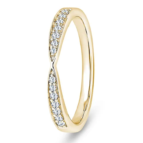 Brilliant Cut Ribbon Style Claw Set 0.14ct