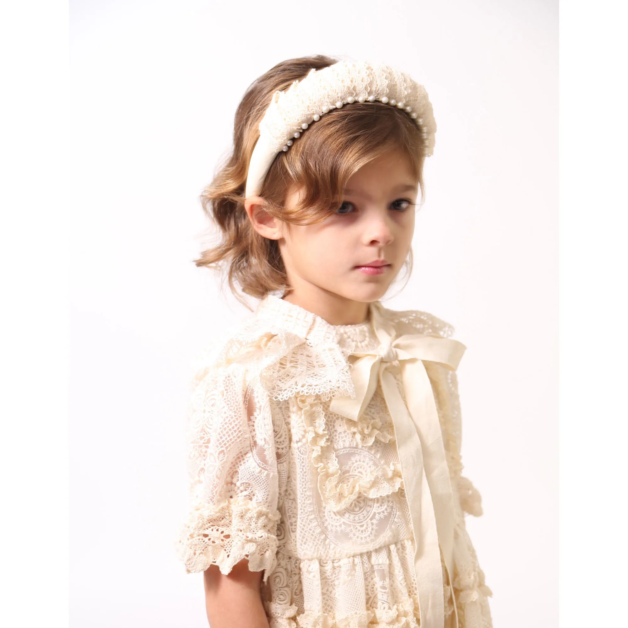 BRITTANY SCROLLED LACE HEADBAND