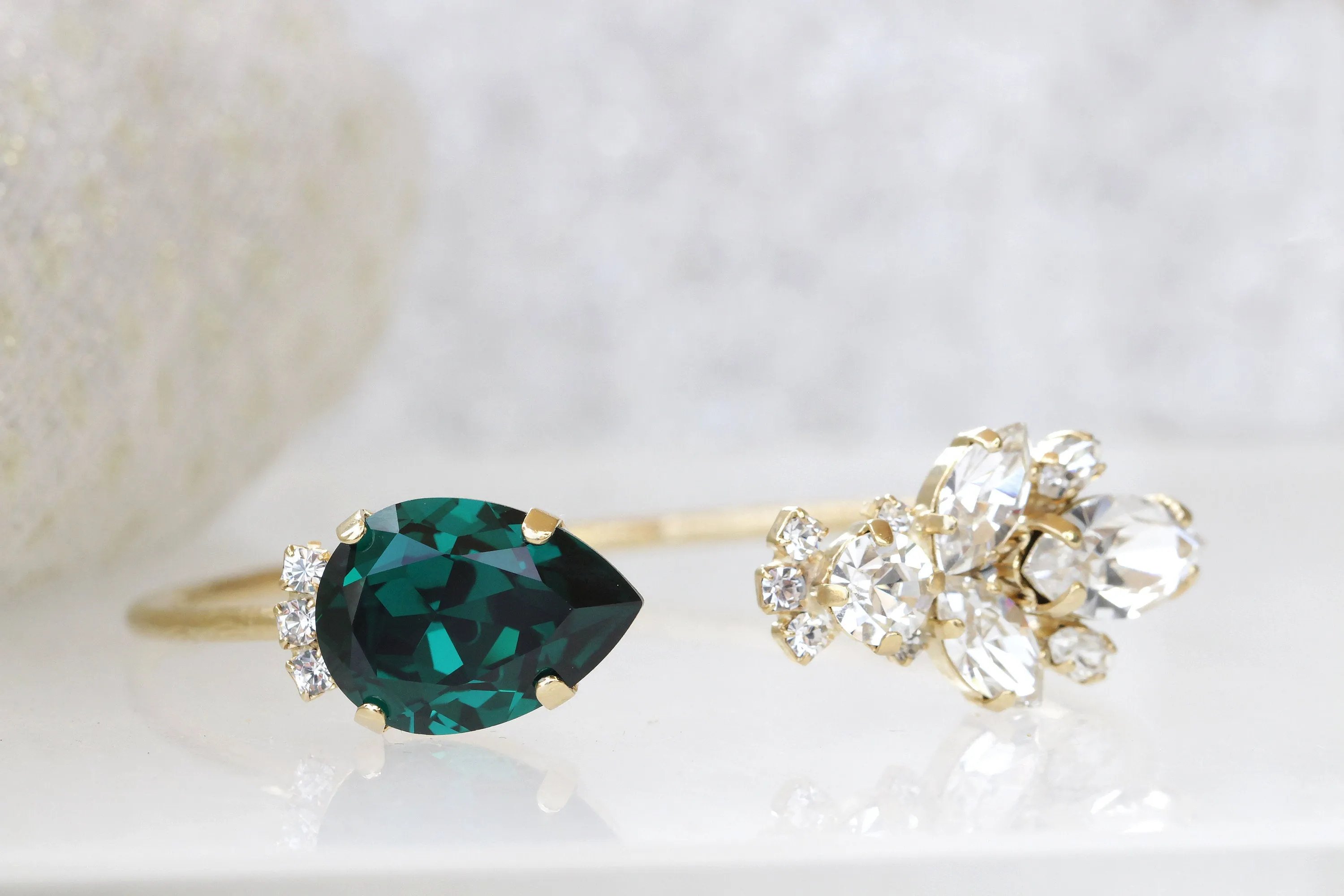 GREEN EMERALD BRACELET
