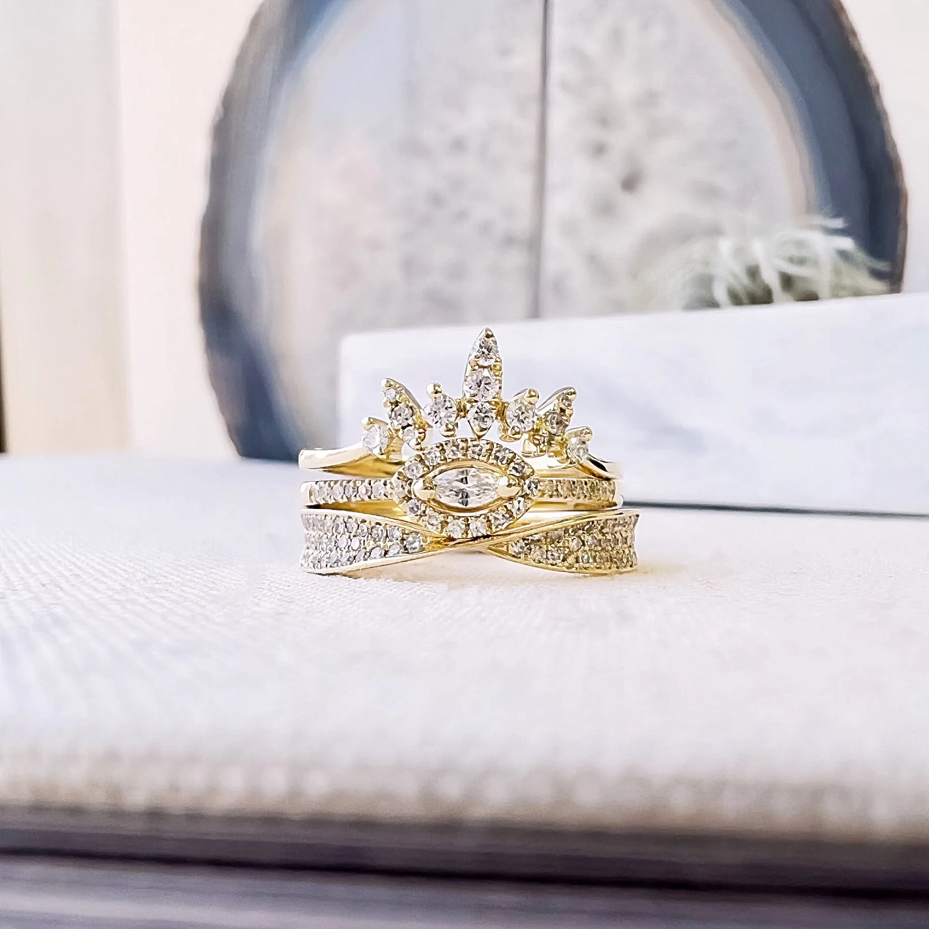 Marquise Halo Halfway Band
