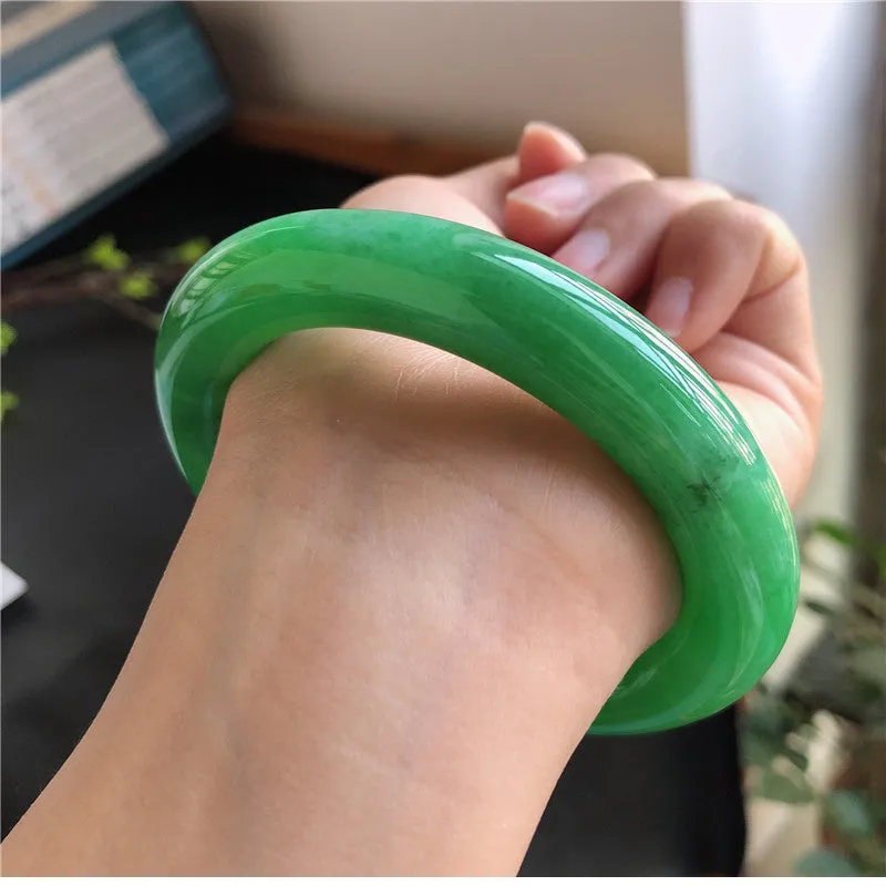 Natural Jade Bangle Jadeite Bangle Internal Diameter 57.2mm 01174