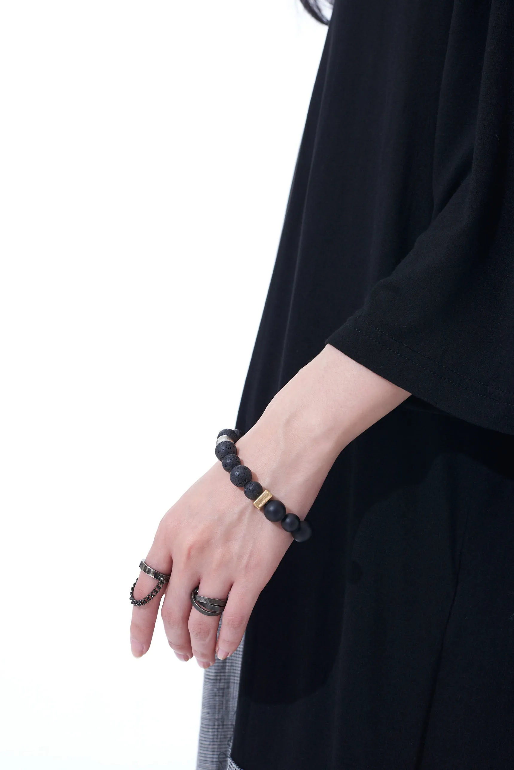 ONYX BEAD LAVA STONE BRACELET