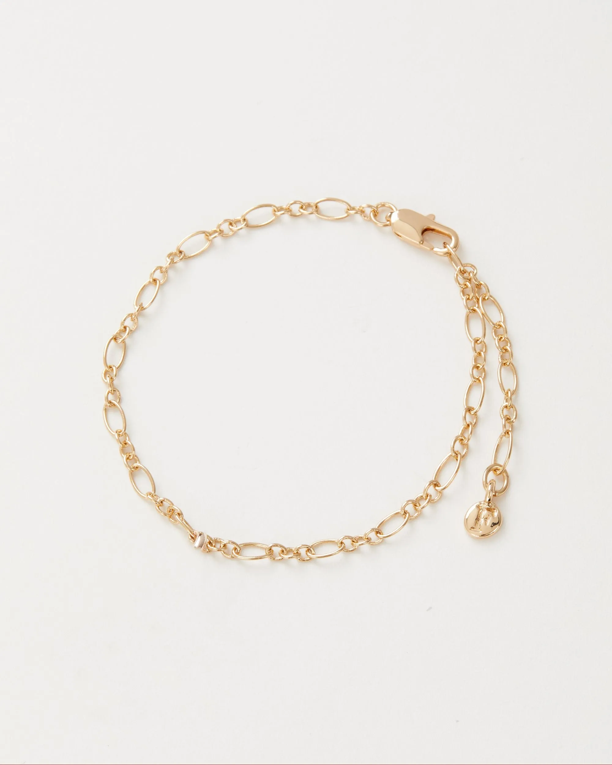 Oval Figaro Chain Bracelet