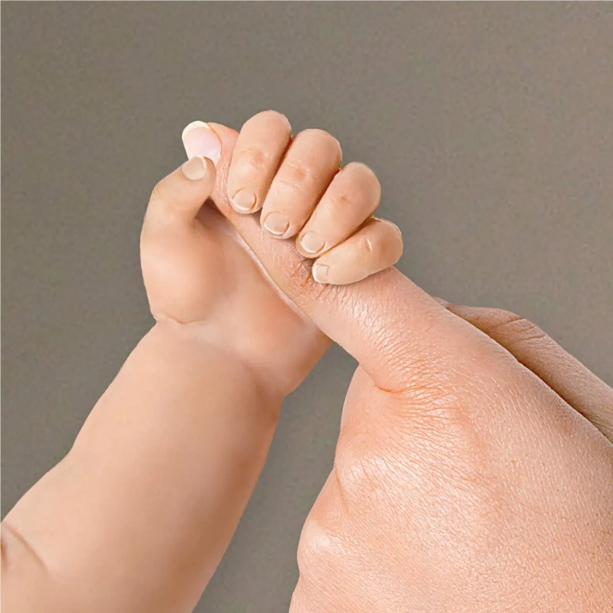 The Ashton - Drake Galleries Olivia's Gentle Touch Lifelike So Truly Real® Interactive Baby Girl Doll Curls Her Hand With Touch Weighted Fully Poseable by Master Doll Artist Linda Murray 22"-Inches