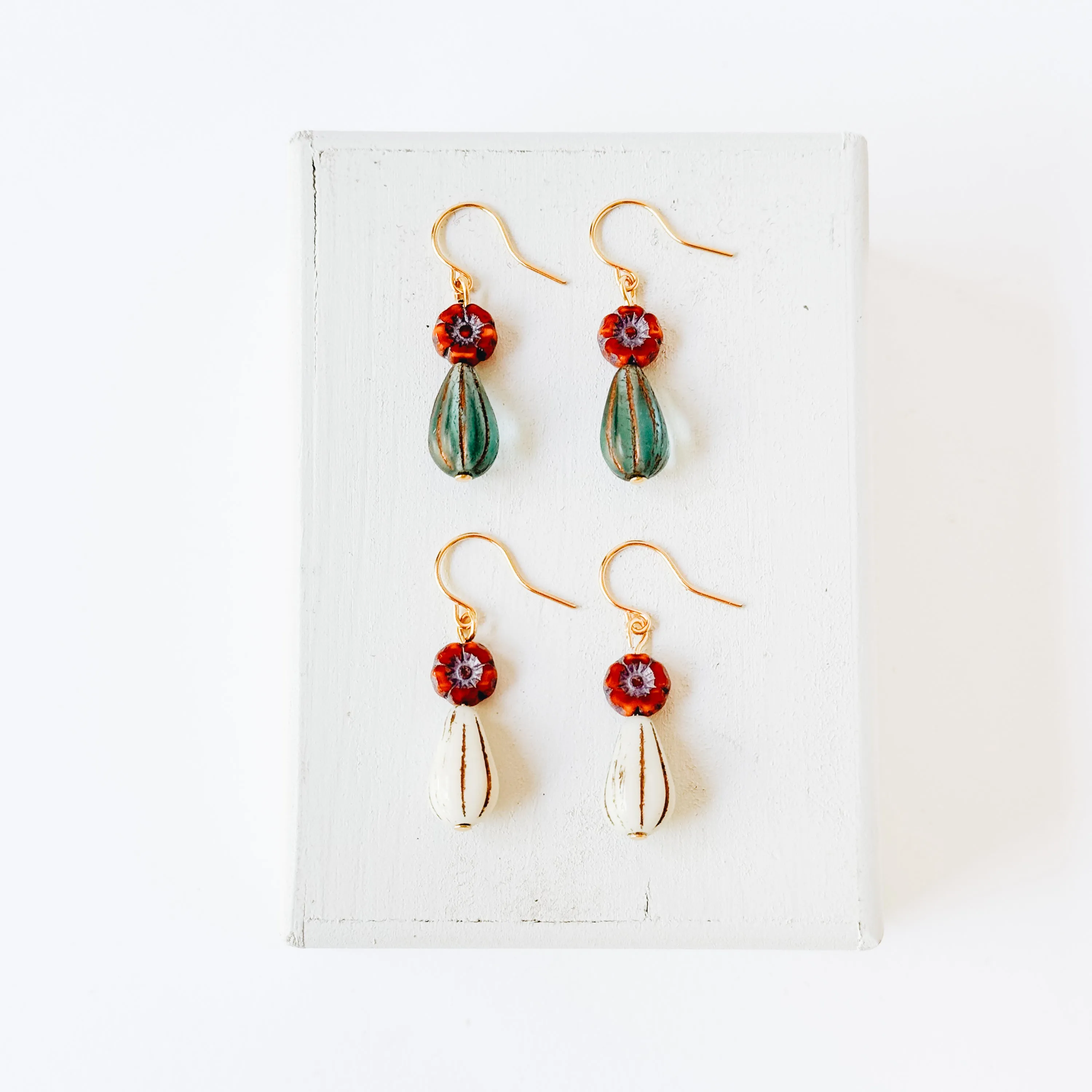 Tiny flower and bead Earrings - WS