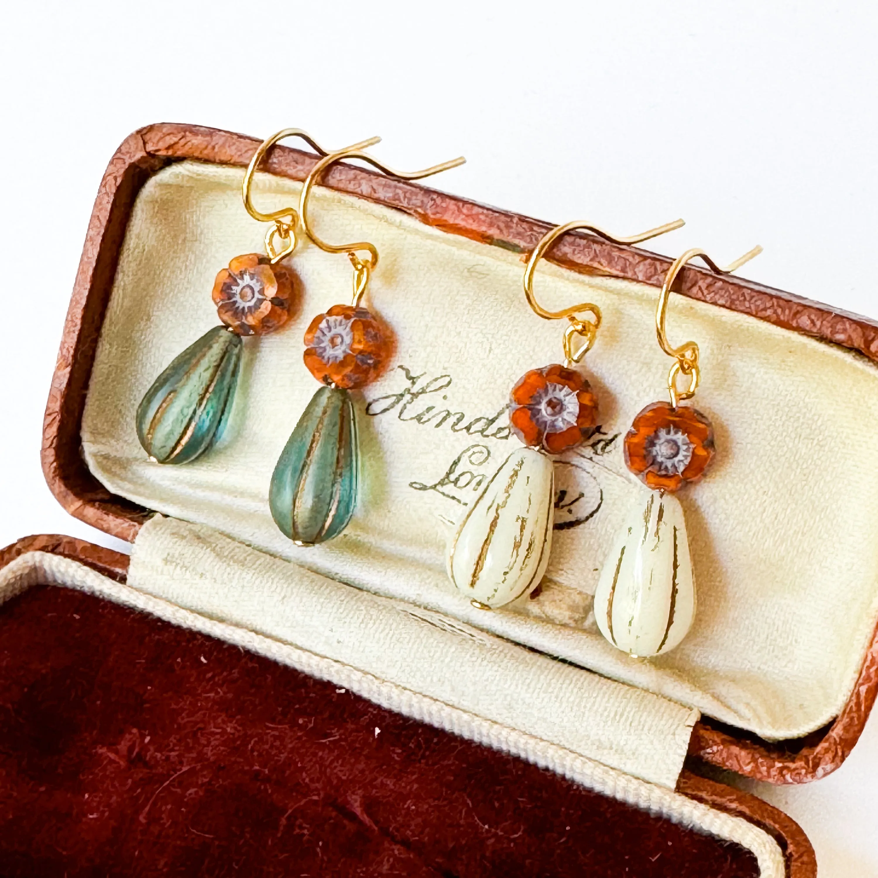 Tiny flower and bead Earrings - WS